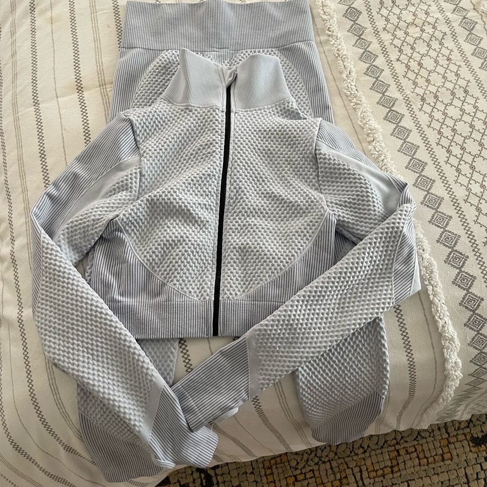 Body contour legging set